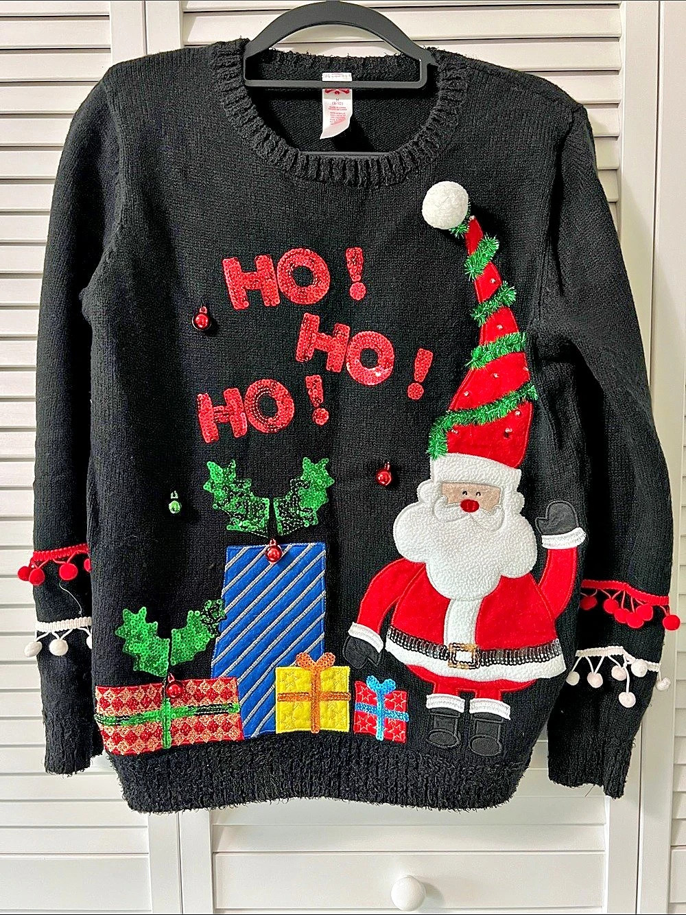 Christmas Santa Sweater Size Medium